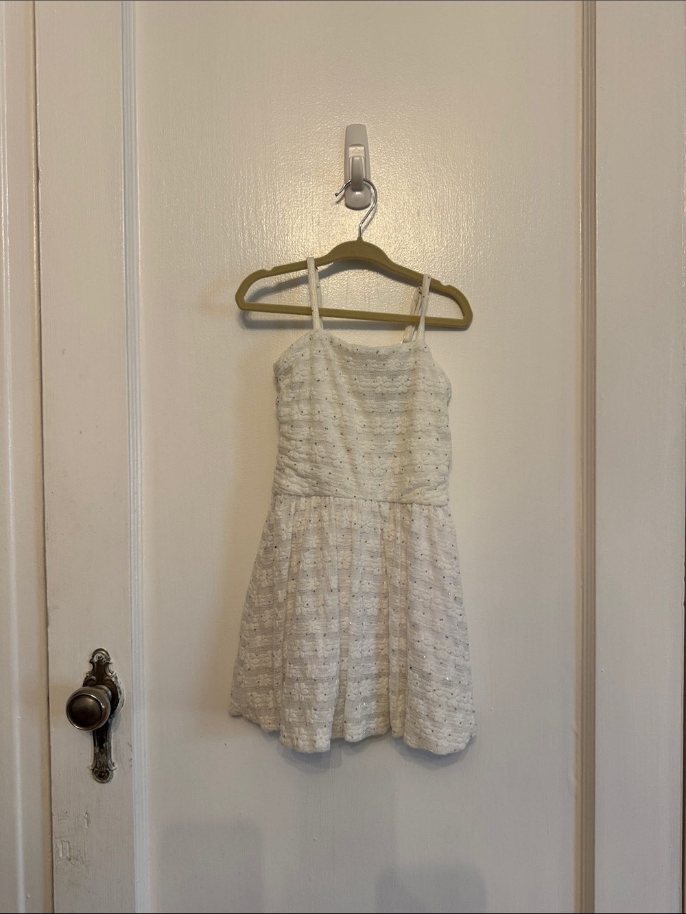 Flowers by Zoe White Eyelet Spaghetti Strap Dress size 5